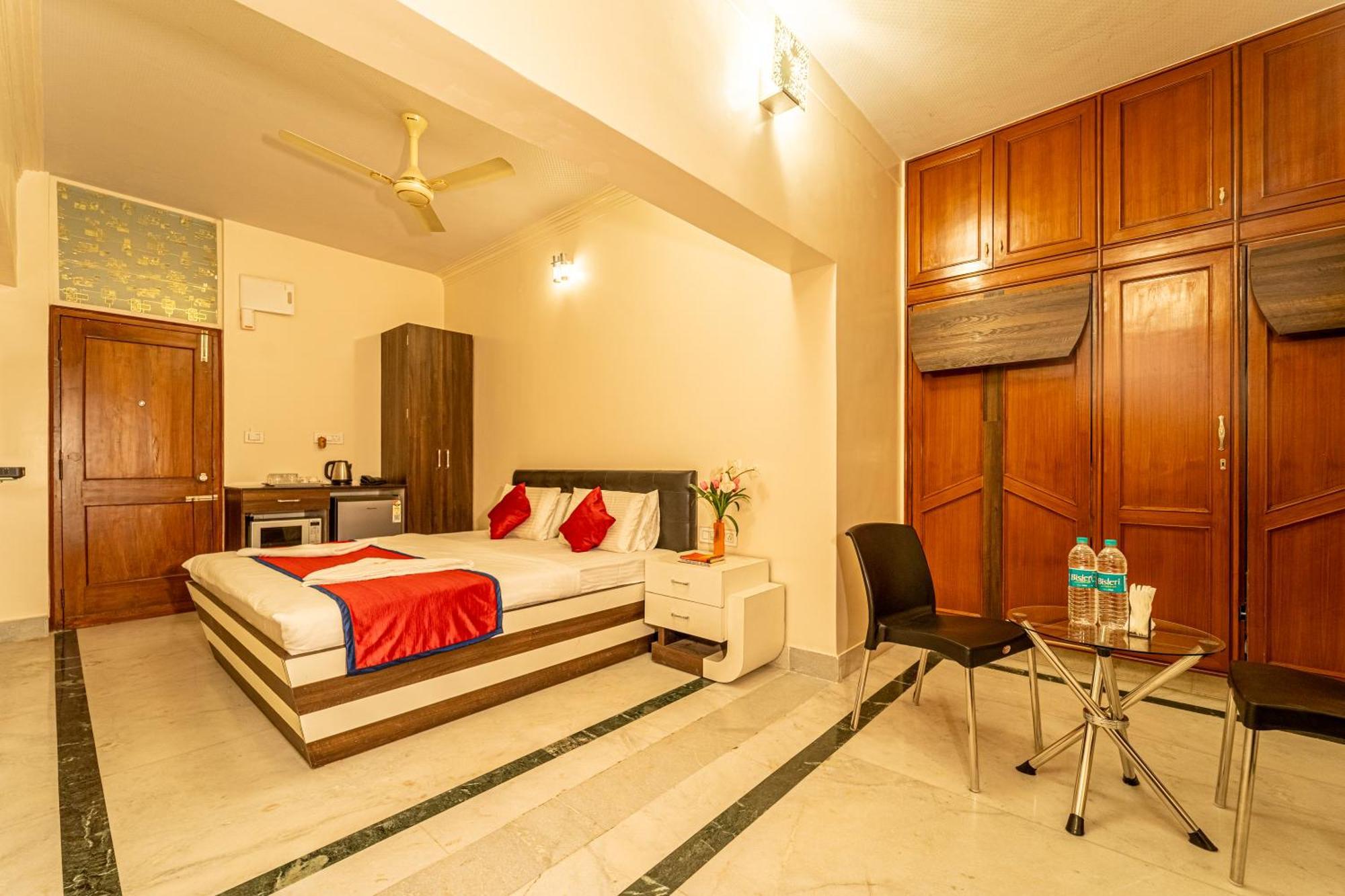 Seasons Suites - Hbr Bangalore Quarto foto